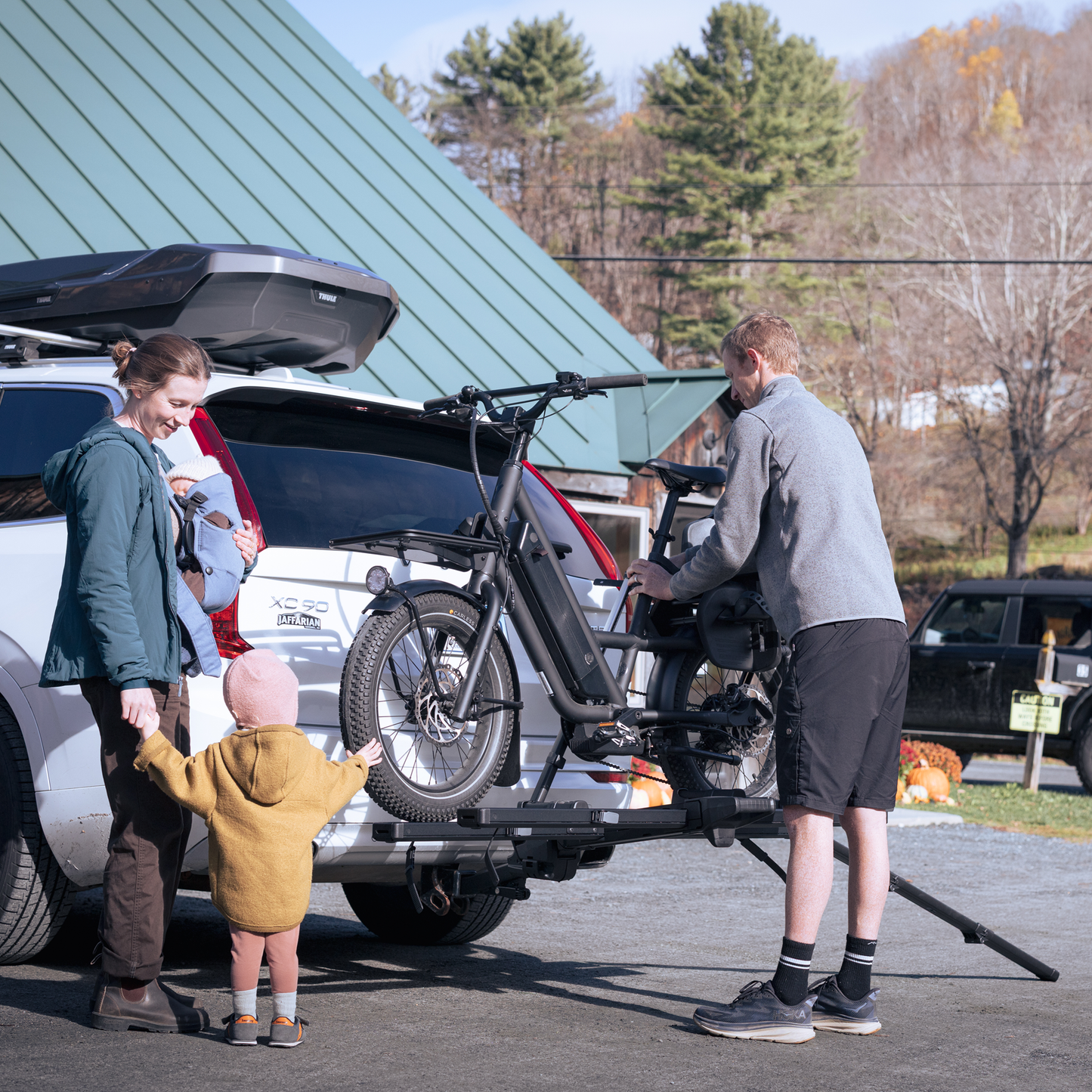 Vero - 9012600 Hitch-Mount Platform Bike Racks