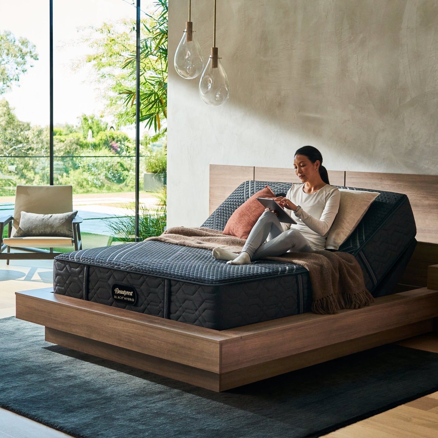 Beautyrest Black® Hybrid Series One Firm Mattress