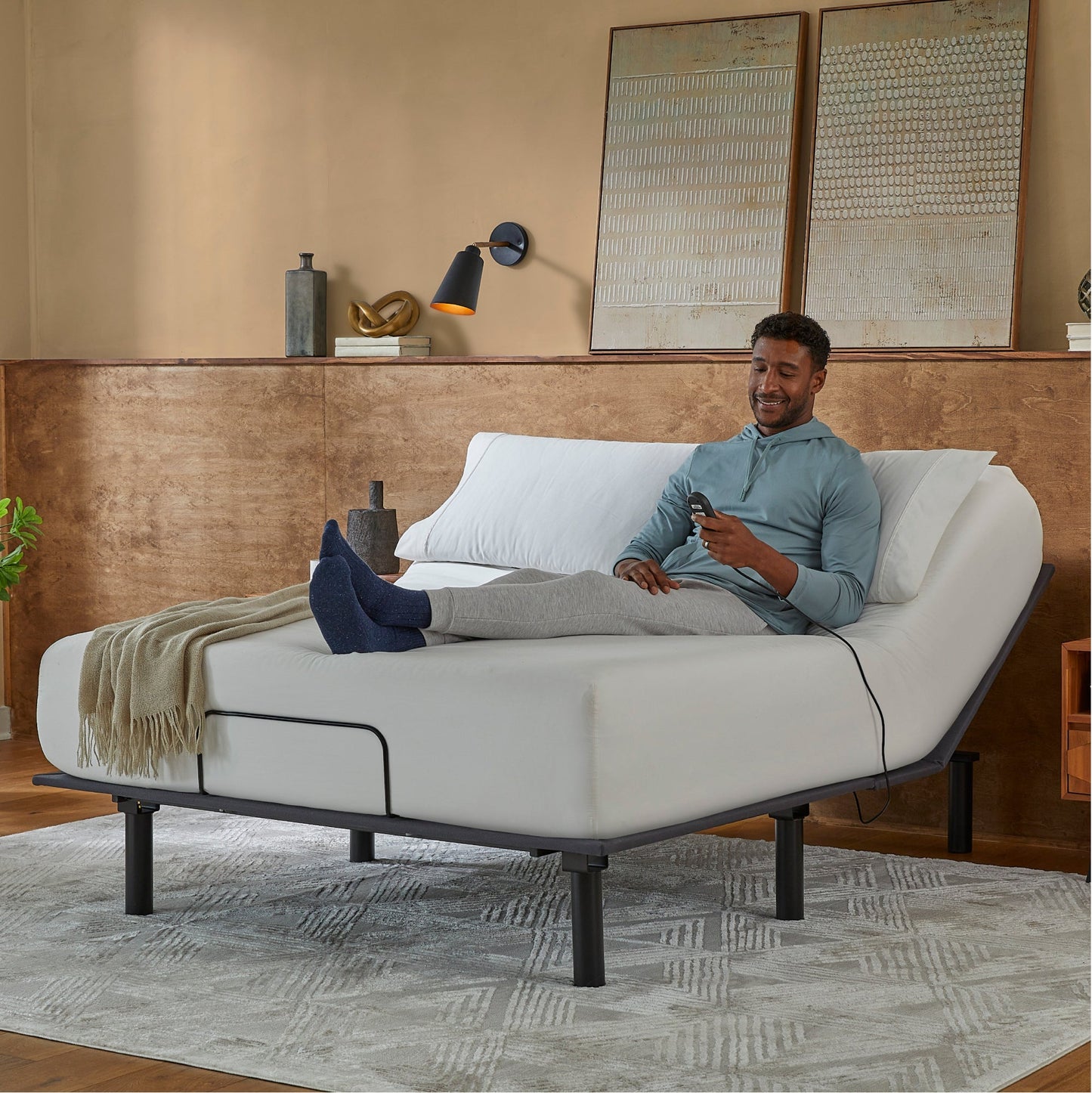Beautyrest baselogic™ Bronze Head-Only Adjustable Base