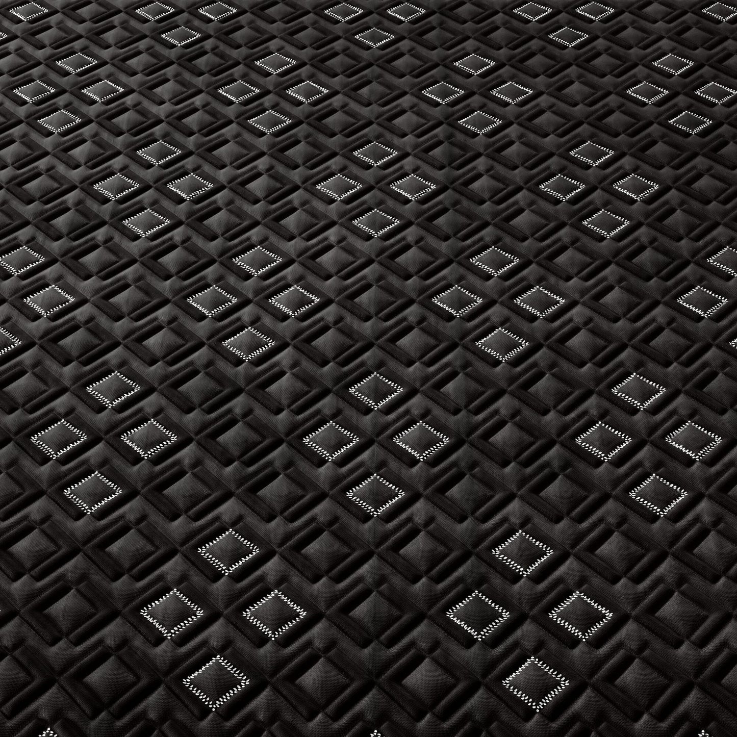 Beautyrest Black XCS Series Three Medium Hybrid Mattress