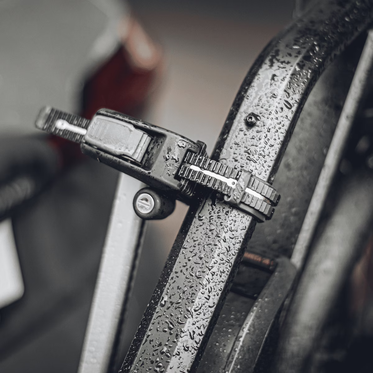 Epos Hitch-Mount Platform Bike Racks