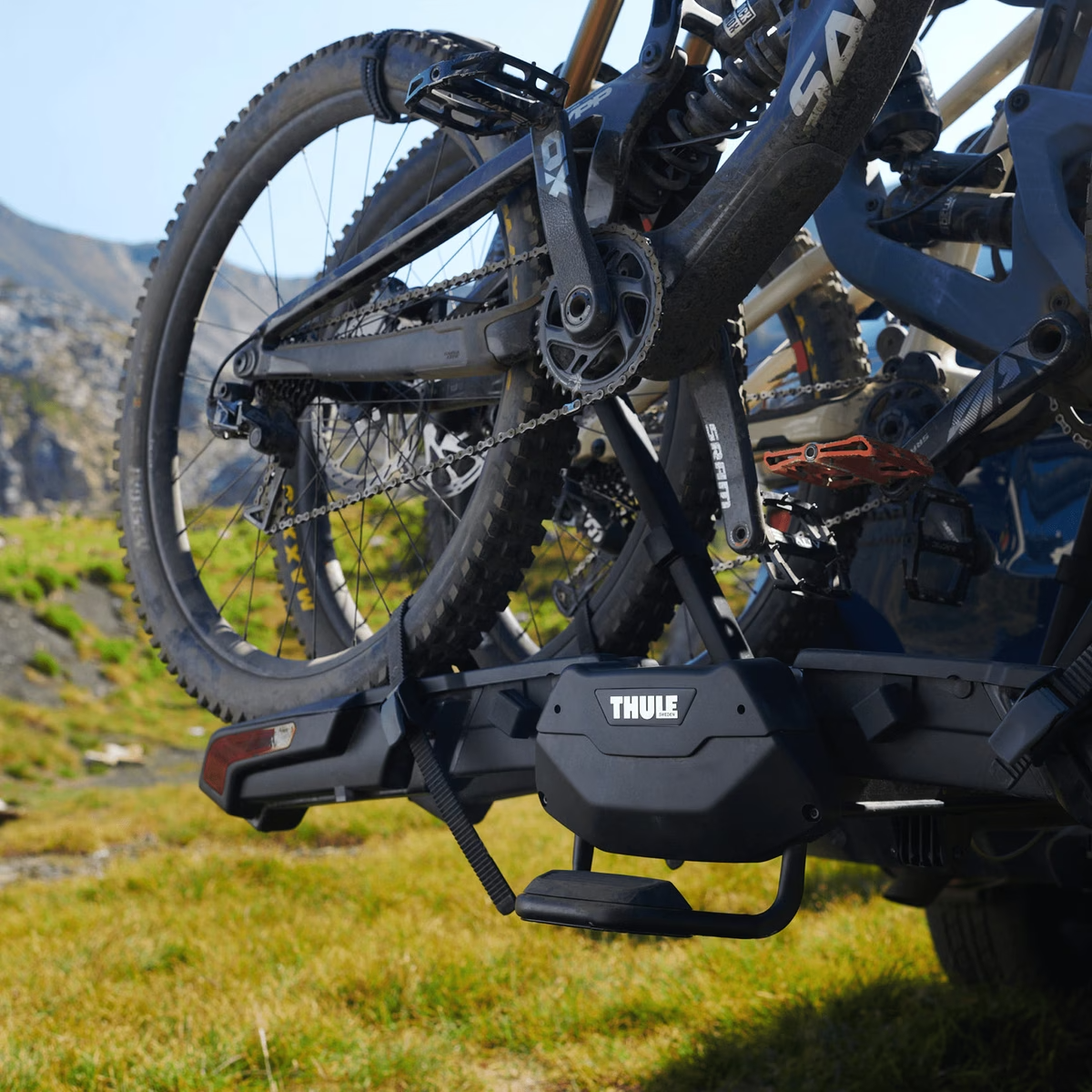 Epos Hitch-Mount Platform Bike Racks